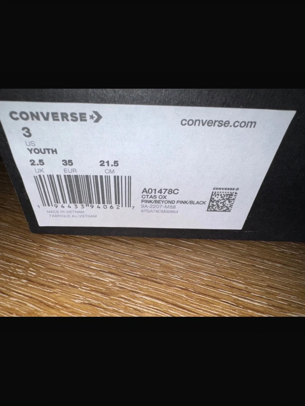 Converse Pink Low-Top Canvas Sneakers with White Toe Cap